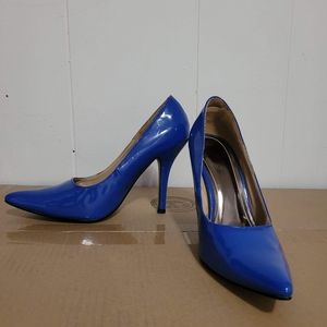 Blue patent size 9 heels